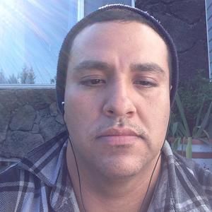 Meet your Posher, Milton